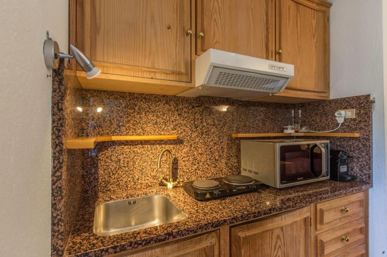 Altido Charming Apartments With Mountain Views And Green Backyard In Verrand Extérieur photo