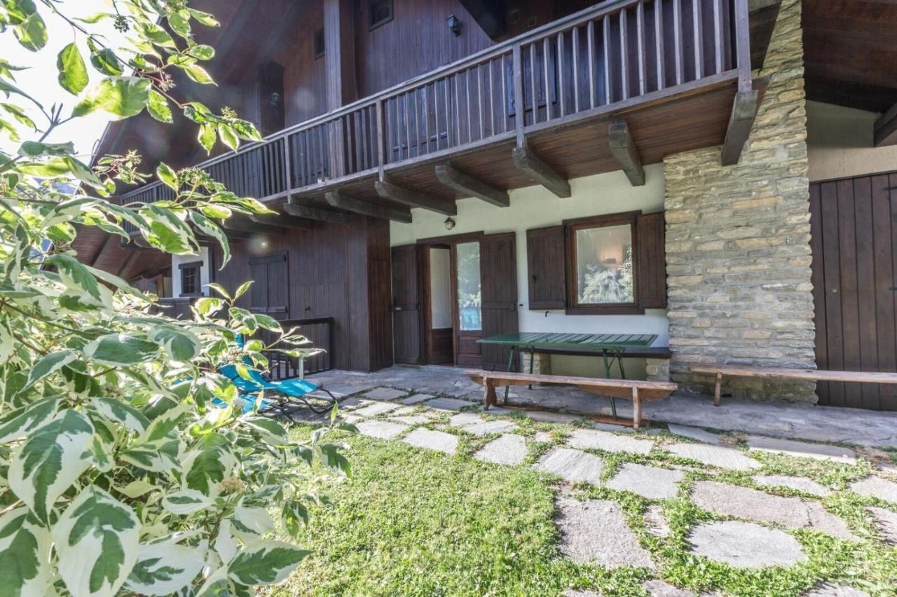 Altido Charming Apartments With Mountain Views And Green Backyard In Verrand Extérieur photo