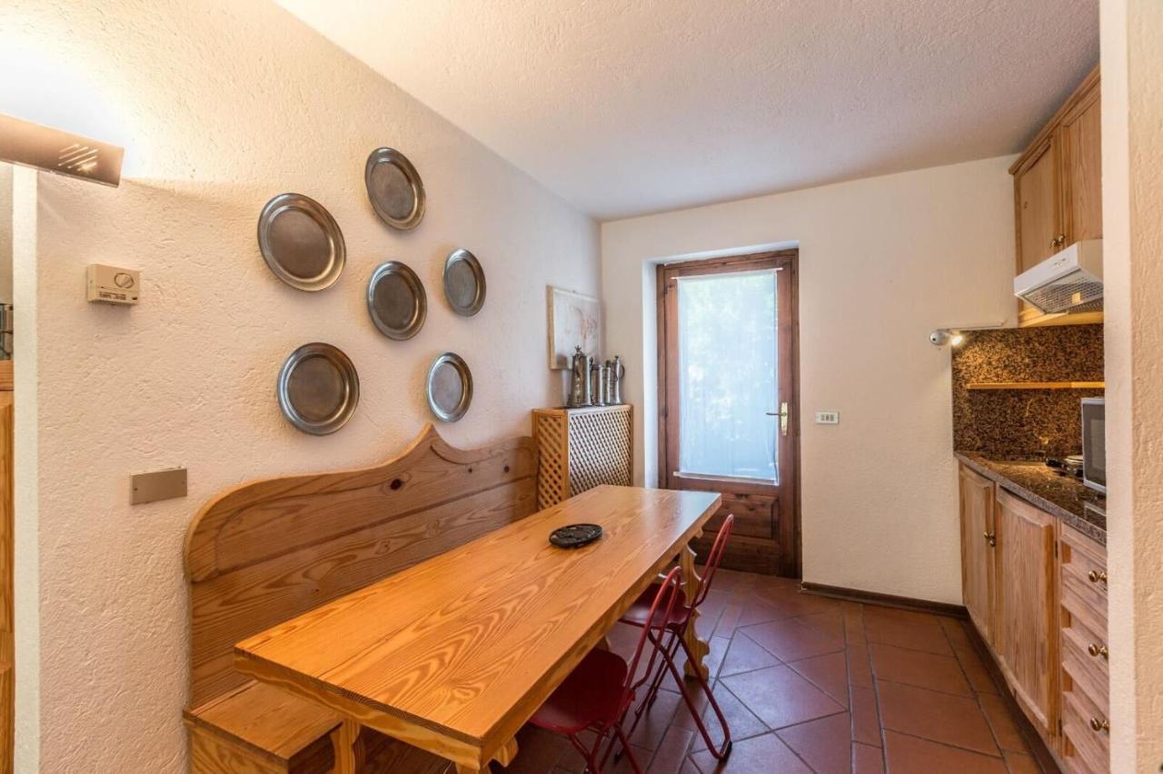 Altido Charming Apartments With Mountain Views And Green Backyard In Verrand Extérieur photo