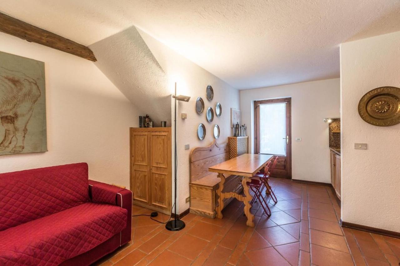 Altido Charming Apartments With Mountain Views And Green Backyard In Verrand Extérieur photo