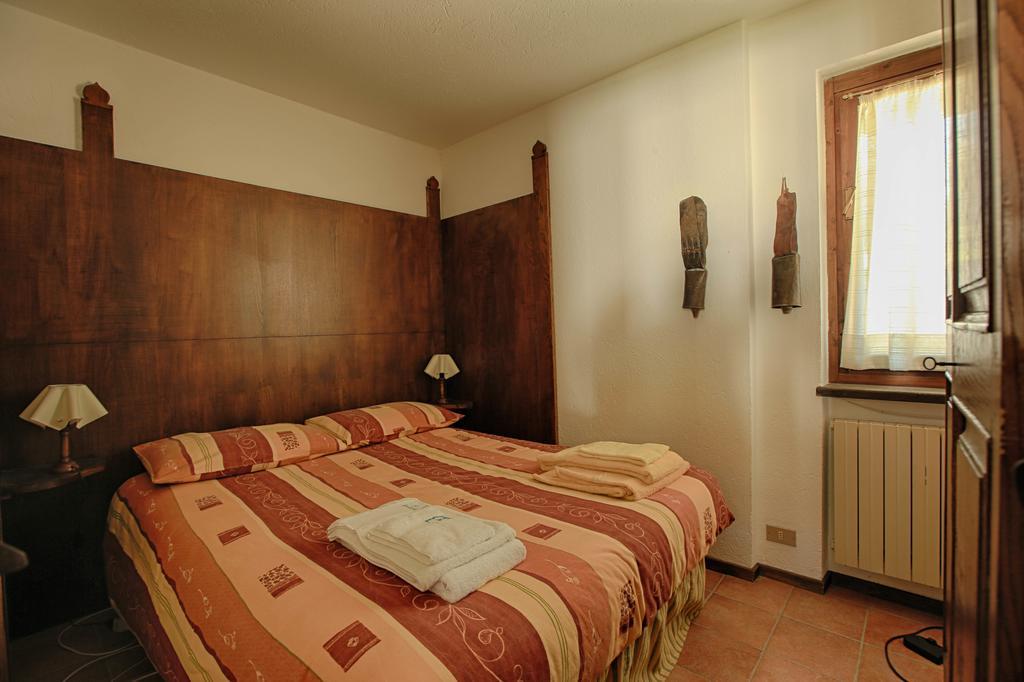 Altido Charming Apartments With Mountain Views And Green Backyard In Verrand Chambre photo