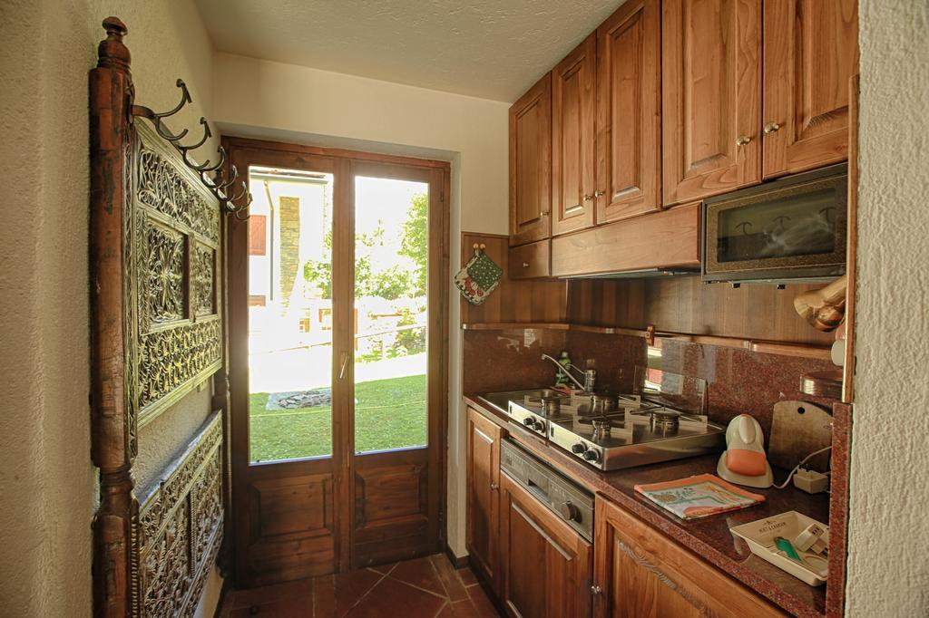 Altido Charming Apartments With Mountain Views And Green Backyard In Verrand Chambre photo