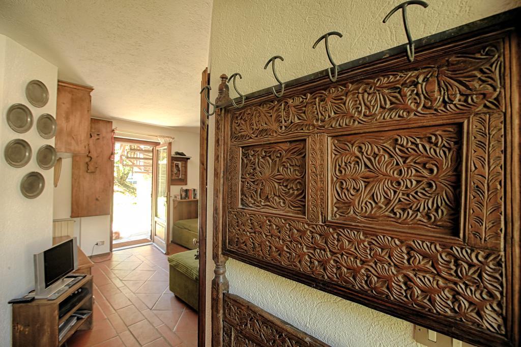 Altido Charming Apartments With Mountain Views And Green Backyard In Verrand Chambre photo